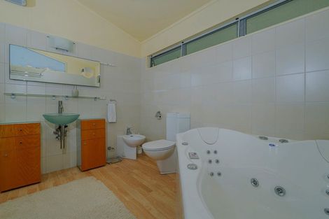 Photo of property in 39 Motuhoa Road, Tairua, 3508