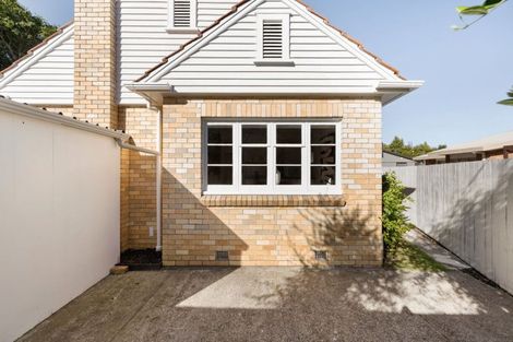 Photo of property in 20 Thames Street, Claudelands, Hamilton, 3214