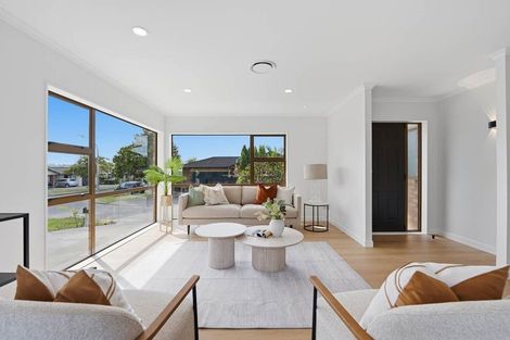 Photo of property in 8 Caldecote Place, Flat Bush, Auckland, 2019