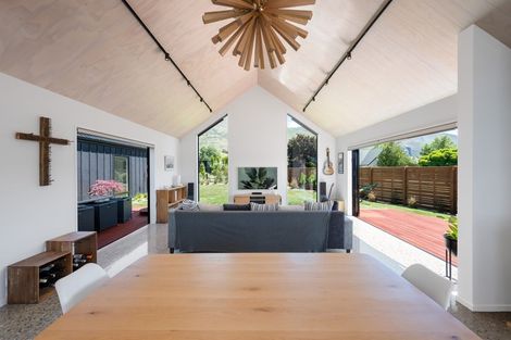 Photo of property in 121 West Meadows Drive, Wanaka, 9305