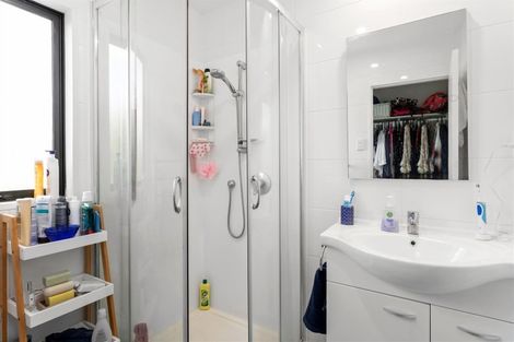 Photo of property in 15a Galway Avenue, Bryndwr, Christchurch, 8052