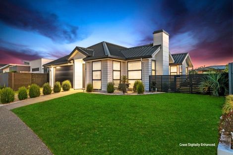 Photo of property in 8 Sarcodia Place, Papamoa Beach, Papamoa, 3118