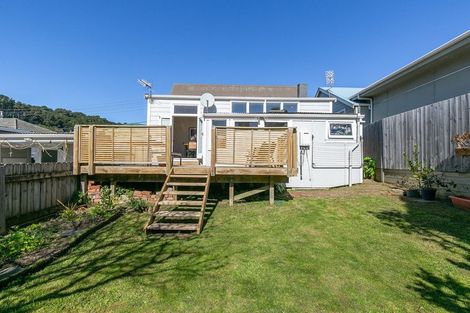 Photo of property in 37 Donald Mclean Street, Newtown, Wellington, 6021