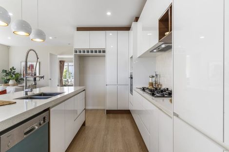 Photo of property in 415 Ormiston Road, Flat Bush, Auckland, 2019