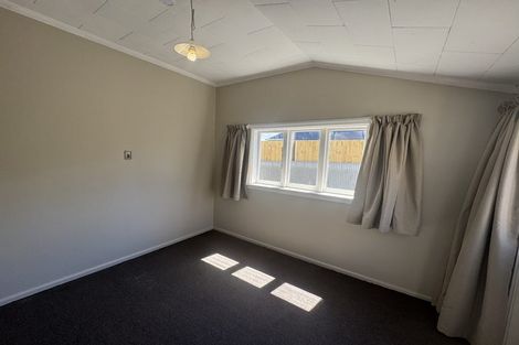 Photo of property in 2 Percy Street, Phillipstown, Christchurch, 8011