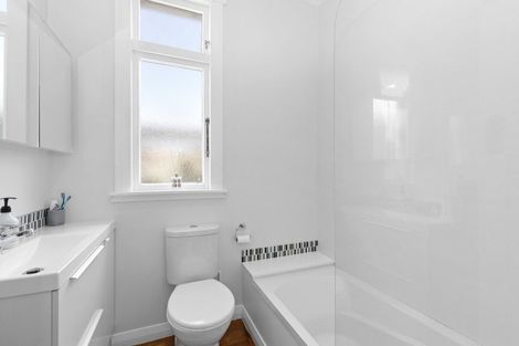 Photo of property in 30 Beaumont Avenue, Alicetown, Lower Hutt, 5010