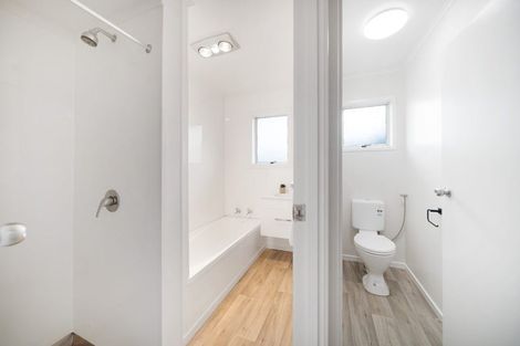 Photo of property in 46 Cottingham Crescent, Mangere East, Auckland, 2024