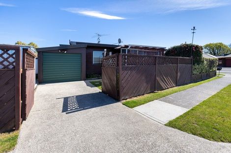 Photo of property in 8a Totara Park Avenue, Motueka, 7120