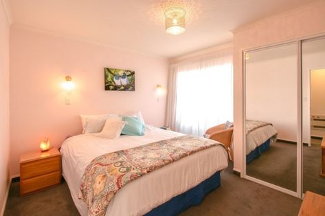 Photo of property in 68 O'dowd Road, Taradale, Napier, 4112