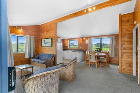 Photo of property in 264 Bee Bush Road, Arapohue, Dargaville, 0374