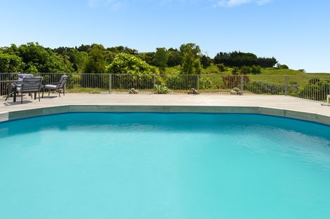 Photo of property in 21 Roger Guy Place, Welcome Bay, Tauranga, 3175