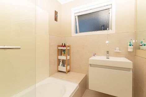 Photo of property in 170 West Tamaki Road, Glen Innes, Auckland, 1072