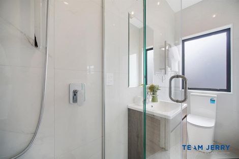 Photo of property in 63 Whare Kauri Road, Papakura, 2110