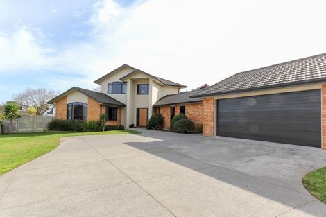 Photo of property in 4 Anderson Way, Highlands Park, New Plymouth, 4312