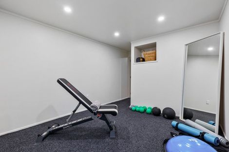 Photo of property in 10 Emily Lane, Greenhithe, Auckland, 0632
