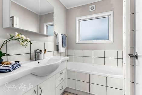 Photo of property in 7 Hebe Lane, Maungaturoto, 0520