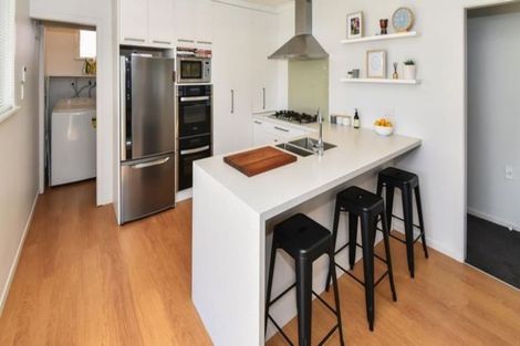 Photo of property in 34 Beaumonts Way, Manurewa, Auckland, 2102