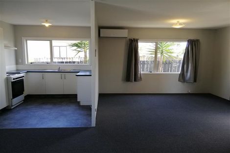 Photo of property in 4/38 Barneys Farm Road, Clendon Park, Auckland, 2103