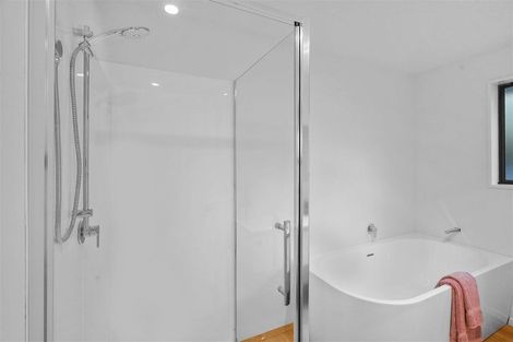 Photo of property in 5 Laura Kent Place, Woolston, Christchurch, 8023