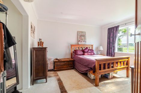 Photo of property in 472 Range Road, Woodville, 4997