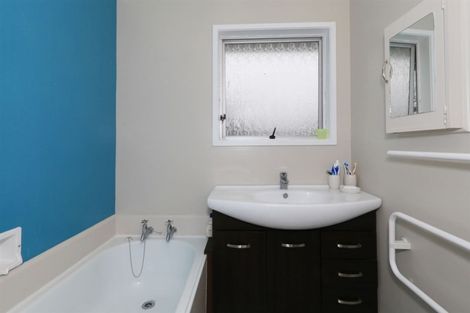 Photo of property in 7b Crescent Court, Melville, Hamilton, 3206