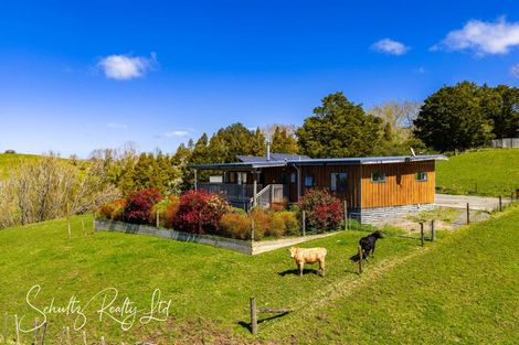 Photo of property in 32 Nikau Lane, Maungaturoto, 0520