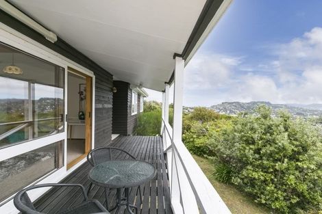 Photo of property in 30 Gaya Grove, Ngaio, Wellington, 6035