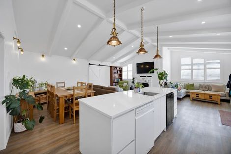 Photo of property in 121 Hamlet Street, Stratford, 4332