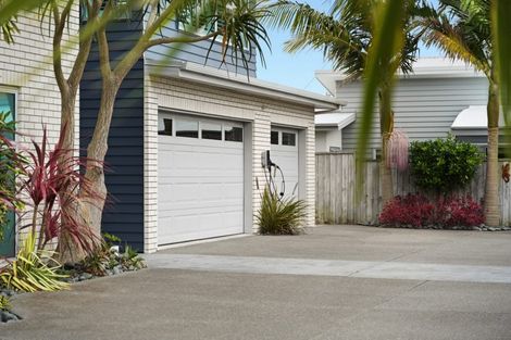 Photo of property in 66 Rototuna Road, Rototuna, Hamilton, 3210