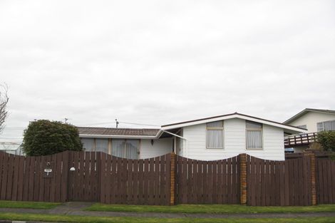 Photo of property in 1 Carver Place, Lynmouth, New Plymouth, 4310