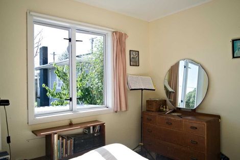 Photo of property in 2/33 Egremont Street, Belmont, Auckland, 0622