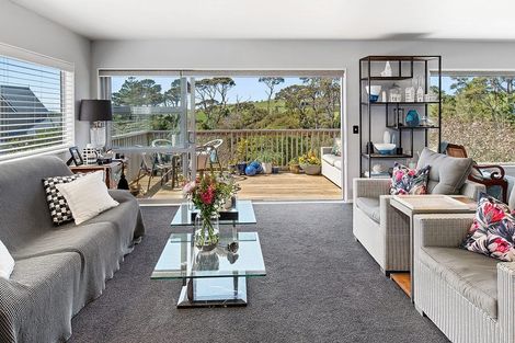 Photo of property in 45 Athol Place, Algies Bay, Warkworth, 0920