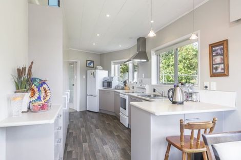 Photo of property in 24 Walton Road, Paraparaumu Beach, Paraparaumu, 5032