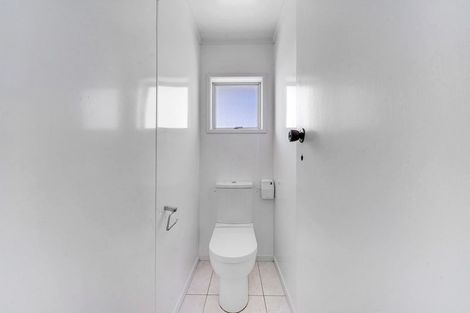 Photo of property in 6 Deacon Road, Riverhead, Kumeu, 0892