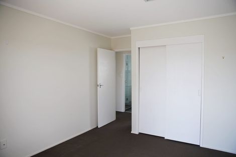 Photo of property in 3/25 Widmore Drive, Massey, Auckland, 0614