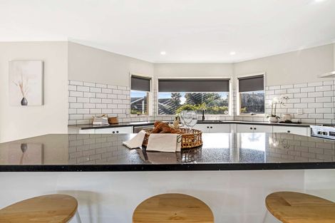 Photo of property in 4 Longwood Place, Harrowfield, Hamilton, 3210