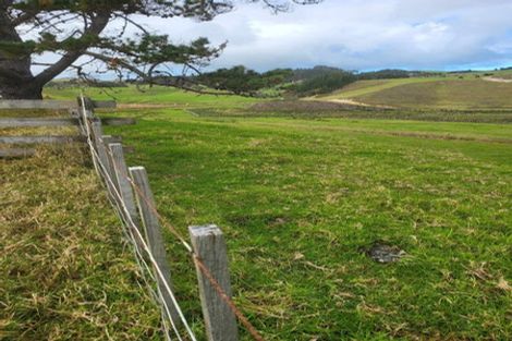 Photo of property in 49 Kai Iwi Lakes Road, Omamari, Dargaville, 0373
