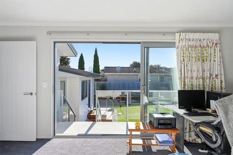 Photo of property in 17 Nicholas Drive, Linwood, Christchurch, 8062