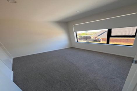 Photo of property in 31 Booralee Avenue, Botany Downs, Auckland, 2010