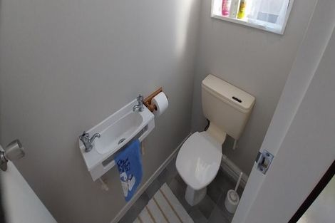 Photo of property in 64 Wakefield Street, Alicetown, Lower Hutt, 5010