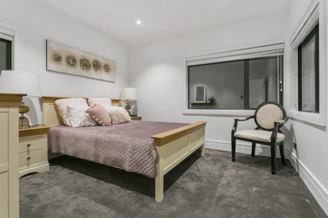 Photo of property in 2/92 Churchill Road, Murrays Bay, Auckland, 0630