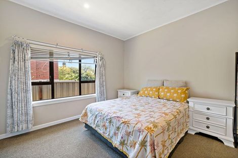 Photo of property in 25 Fairview Road, Papatoetoe, Auckland, 2025