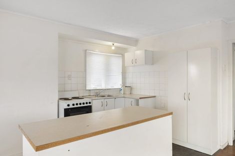 Photo of property in 14 Styca Place, Sunnyvale, Auckland, 0612