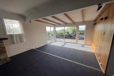 Photo of property in 127 Glengarry Road, Glen Eden, Auckland, 0602