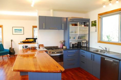 Photo of property in 250a Waikawa Road, Waikawa, Picton, 7220