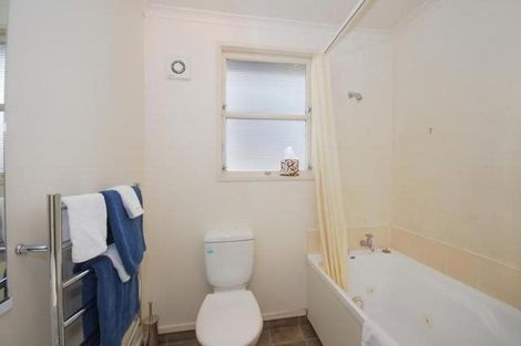 Photo of property in 77 Manor Place, Dunedin Central, Dunedin, 9016