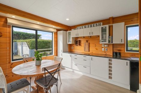 Photo of property in 295 Turuturu Road, Hawera, 4674