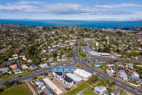Photo of property in 952b East Coast Road, Northcross, Auckland, 0632