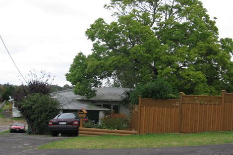 Photo of property in 10 Mackwood Place, Birkdale, Auckland, 0626