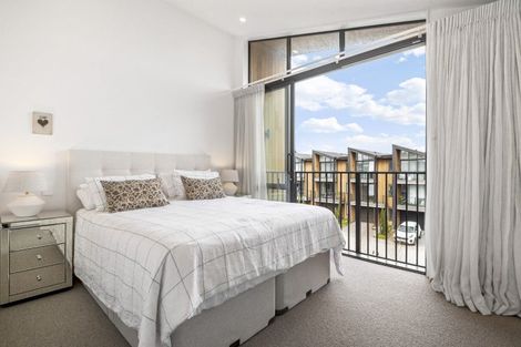 Photo of property in 10 Amber Court, Stonefields, Auckland, 1072